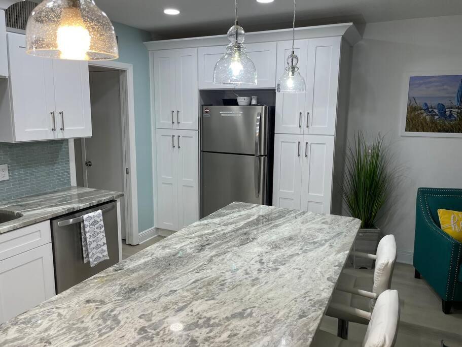 Beachfront Condo On Quiet Treasure Island- 1 Bed St. Pete Beach Luaran gambar